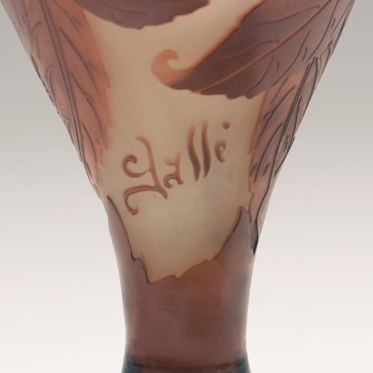 Bild 2 zu Objekt, Vase 'Fleurs de cerisier', 1908-18, Gall&eacute;, Etablissements, Nancy, 150B 201