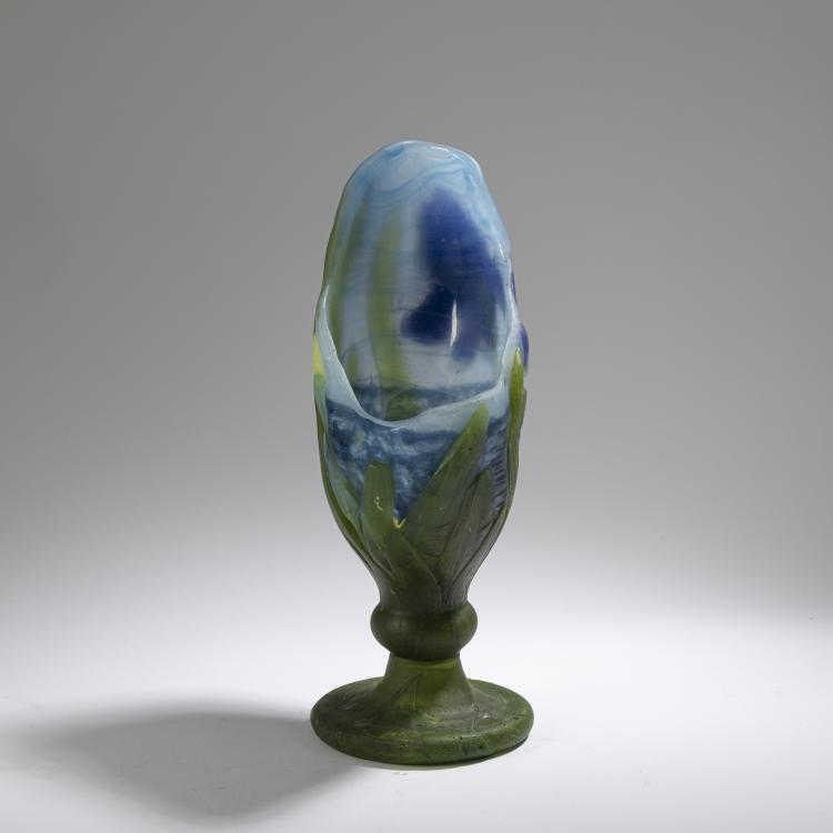 Bild 2 zu Objekt, 'Iris' vase, 1906-12, Henri Berg&eacute;,Nancy Daum Fr&egrave;res, Daum Fr&egrave;res, Nancy, 162B 94