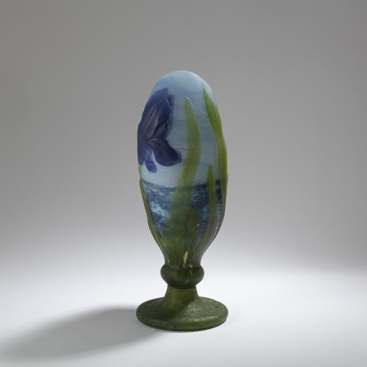Bild 4 zu Objekt, 'Iris' vase, 1906-12, Henri Berg&eacute;,Nancy Daum Fr&egrave;res, Daum Fr&egrave;res, Nancy, 162B 94