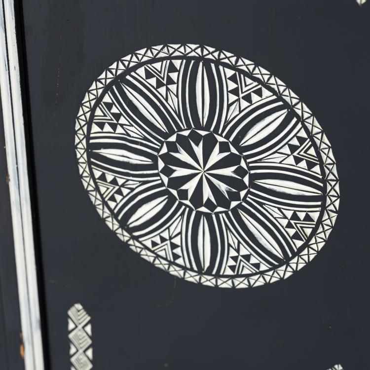 Bild 2 zu Objekt, Anrichte, 1910er Jahre, 145B 185