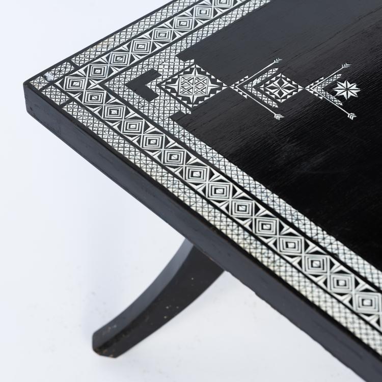 Bild 3 zu Objekt, Sofatisch, 1910er Jahre, 145B 186