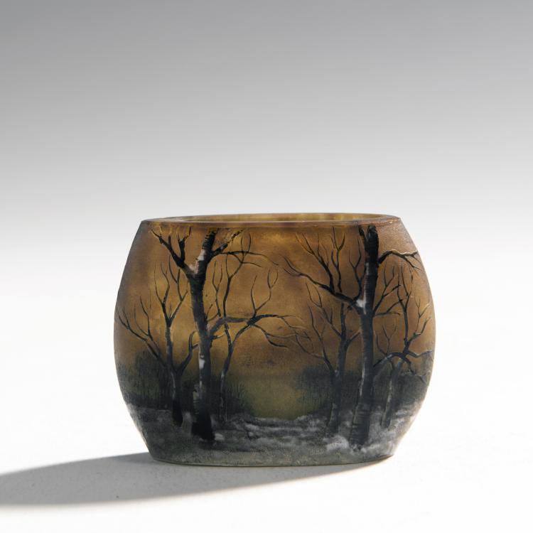 Bild 1 zu Objekt, Miniature 'Cr&eacute;puscule neige' or 'Arbres en hiver' vase, 1900-05, Daum Fr&egrave;res, Nancy, 144B 86