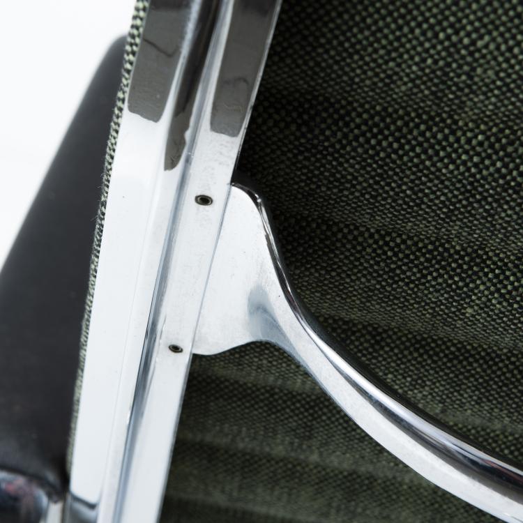 Bild 6 zu Objekt, 'Aluminium Group' highback chair, 1958, Vitra, Weil am Rhein, Miller, Herman, Zeeland, 145B 315