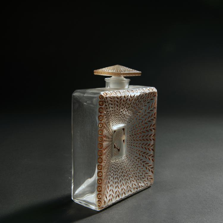 Bild 1 zu Objekt, 'La belle saison' flacon for Houbigant, 1920, Lalique, Ren&eacute;, Wingen-sur-Moder, 144A 7