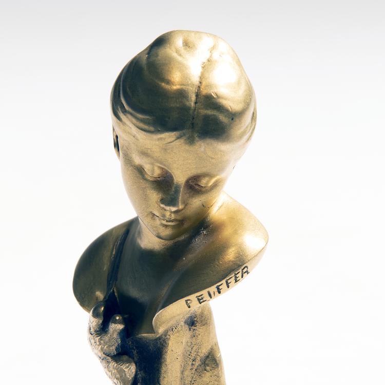 Bild 2 zu Objekt, 'Girl with Swallows' signet, c. 1890, Susse Fr&egrave;res, Paris, 144B 337