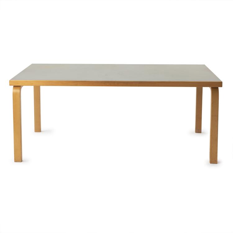 Hauptbild zu Objekt, 'L-leg' table, c. 1933, Artek, Helsinki, 145B 211