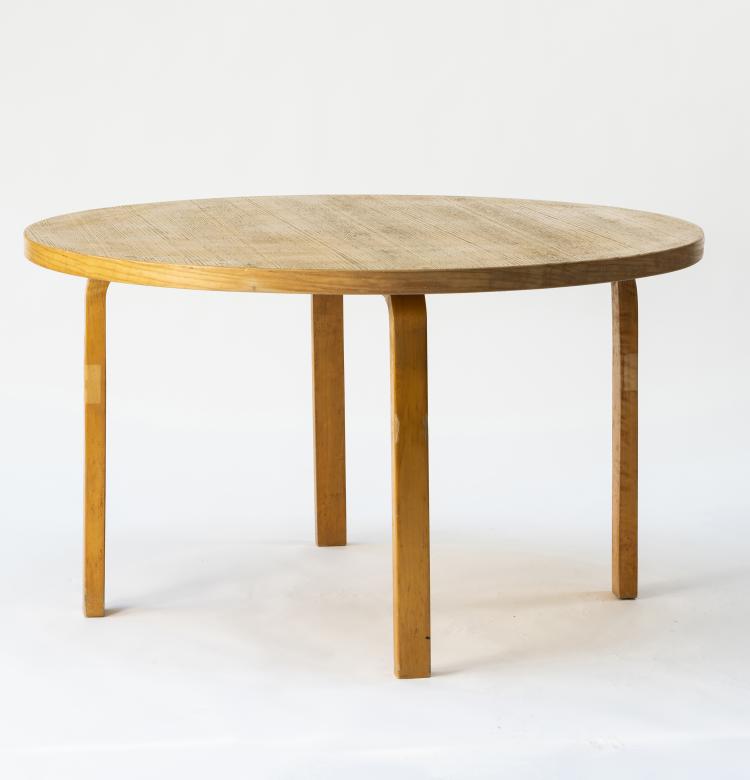Hauptbild zu Objekt, '90' table, 1930s , Artek, Helsinki, 146C 440