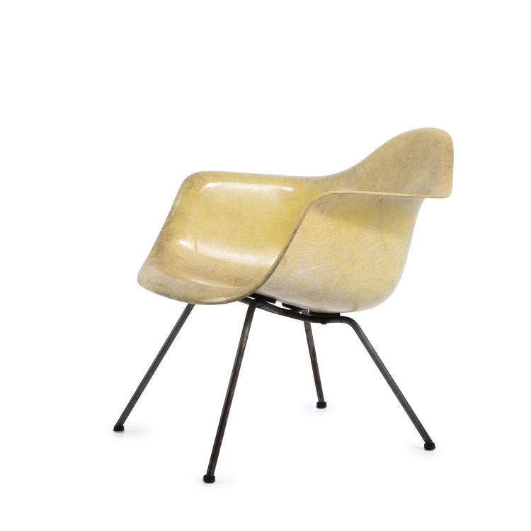 Hauptbild zu Objekt, Plastic armchair - LAX, early 'X-base', Miller, Herman, Zeeland; Zenith Plastics Co., Gardena, 145B 265