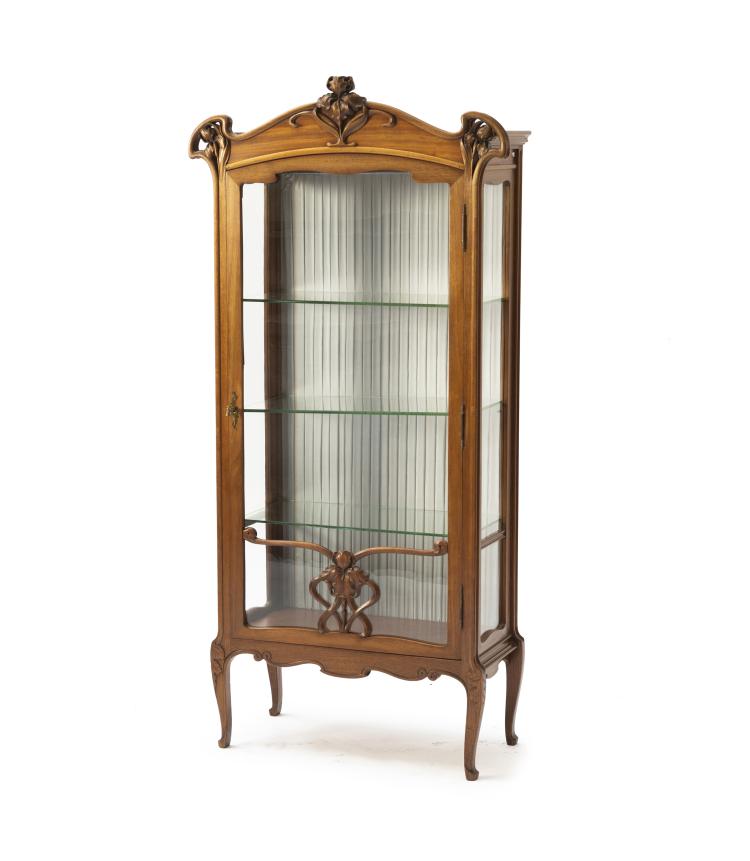 Bild 1 zu Objekt, Display cabinet, c. 1900, Nancy, 144B 550