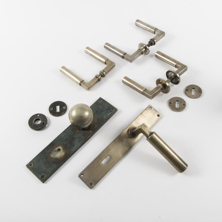 Hauptbild zu Objekt, Three pairs of door handles, 1923, Engstfeld, Wilhelm, Heiligenhaus, f&uuml;r Loevy, S. A., Berlin, 146C 484