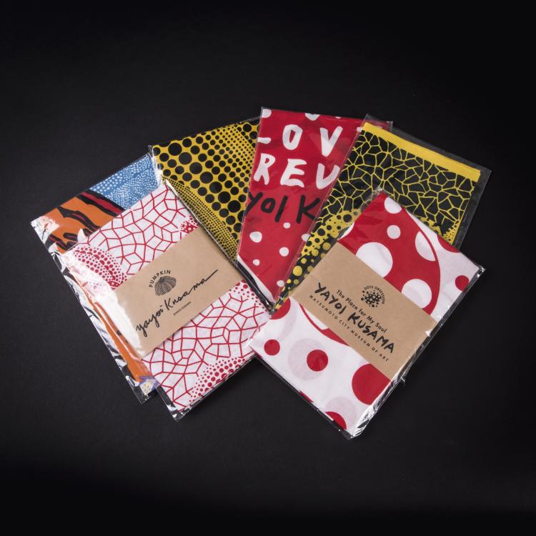 Hauptbild zu Objekt, Six scarves and scarves, Ed. Matsumoto City Museum of Art and others, 145C 549