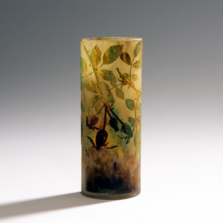 Bild 1 zu Objekt, Vase 'Baies de l'Eglantier', 1910-15, Daum Fr&egrave;res, Nancy, 144B 116
