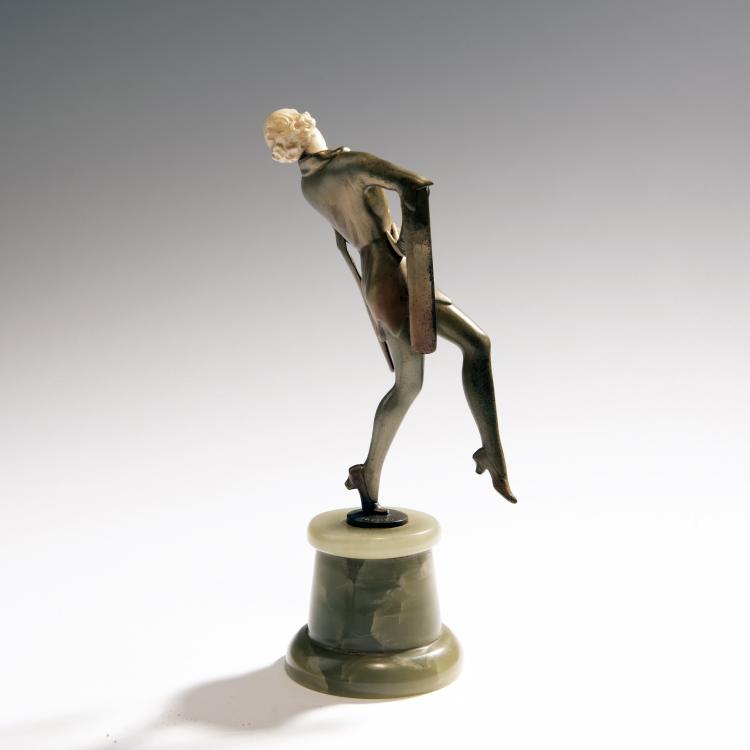 Bild 2 zu Objekt, Female dancer, c. 1930, 144B 329