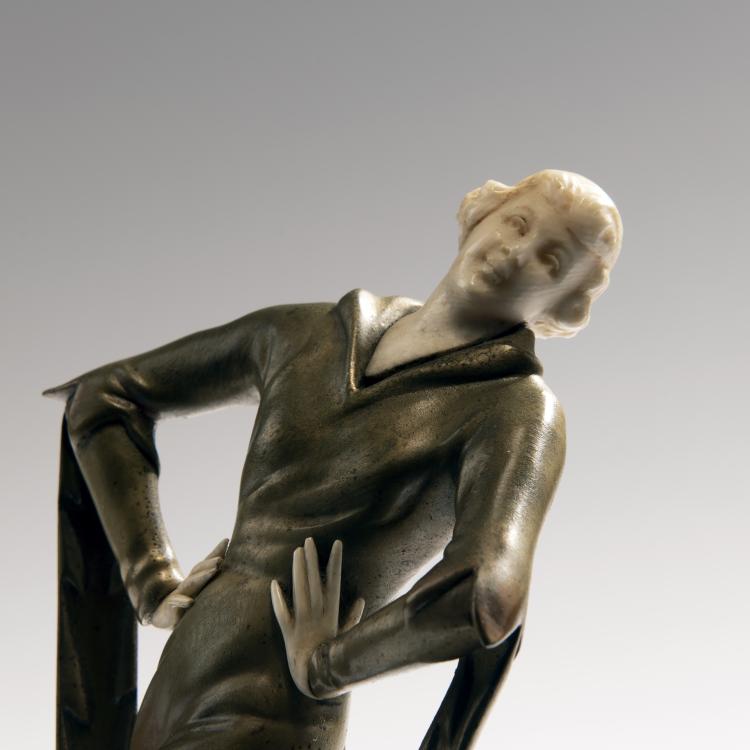Bild 4 zu Objekt, Female dancer, c. 1930, 144B 329