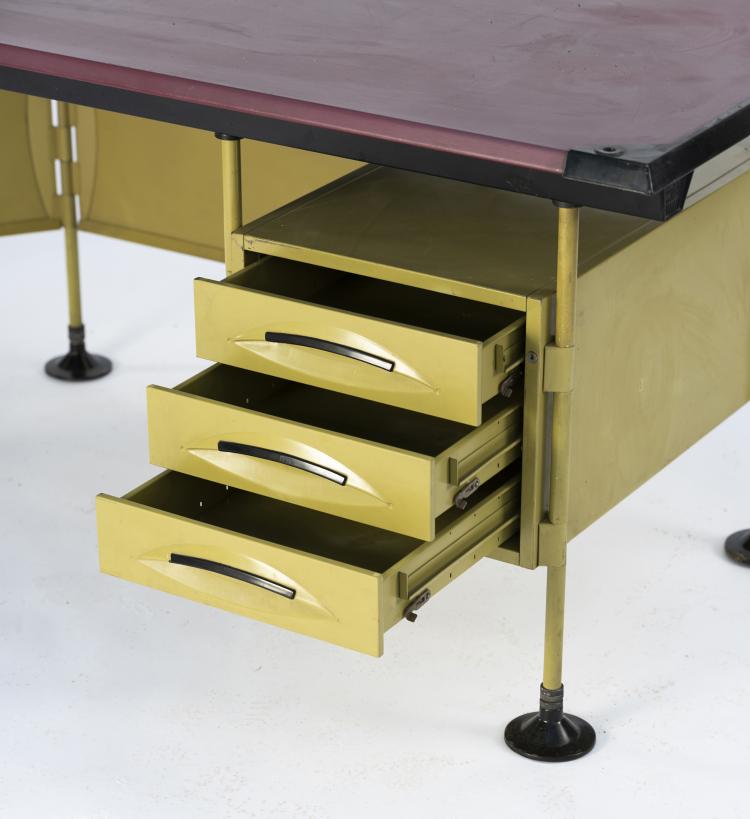 Bild 2 zu Objekt, 'Spazio' desk, 1959, Olivetti, Ivrea, 145B 328