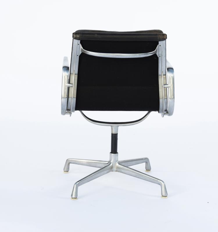 Bild 5 zu Objekt, Armlehnstuhl 'Soft Pad', 1969, ICF, Cadsana; Miller, Herman, Zeeland, 145B 418