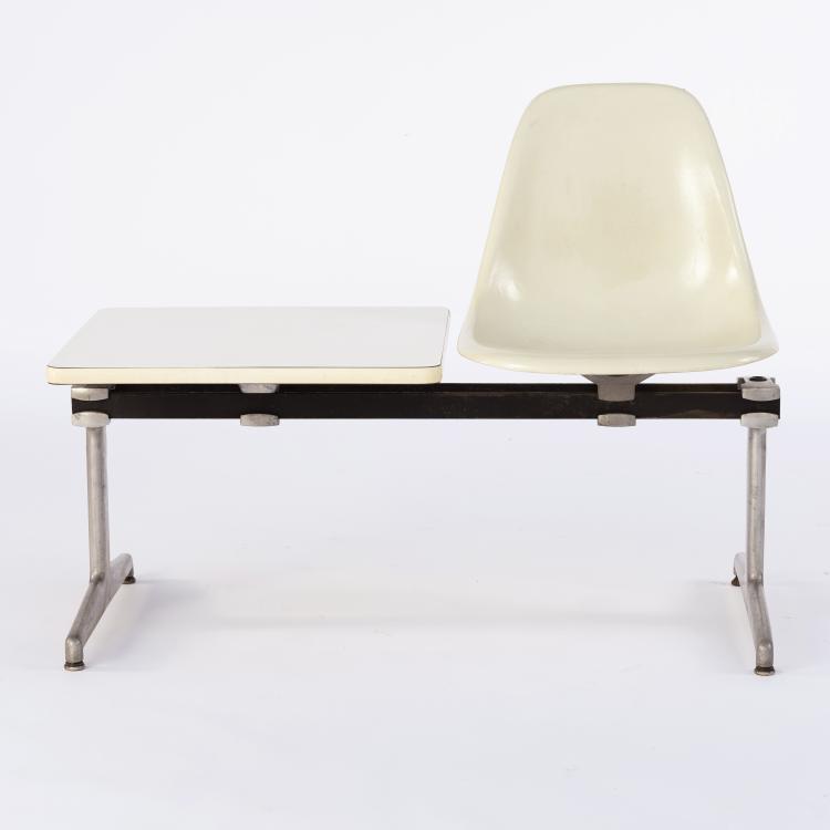 Hauptbild zu Objekt, 'Tandem Shell' bench with tray, 1963, ICF, Cadsana; Miller, Herman, Zeeland, 145B 304