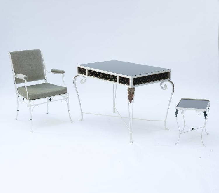 Bild 2 zu Objekt, Desk, armchair and side table, 1940/50s , Frankreich, 145B 222