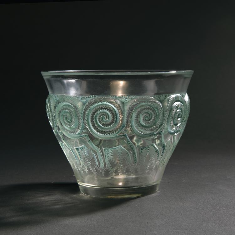 Bild 1 zu Objekt, Vase 'Sil&egrave;nes', 1938, Lalique, Ren&eacute;, Wingen-sur-Moder, 144A 62