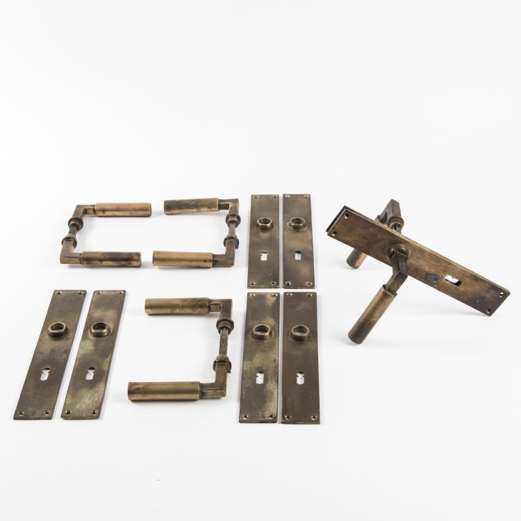 Bild 1 zu Objekt, Four sets of door handles, 1923, Loevy, S. A., Bronzegie&szlig;erei Berlin; Engstfeld, Wilhelm, Heiligenhaus, 146C 485