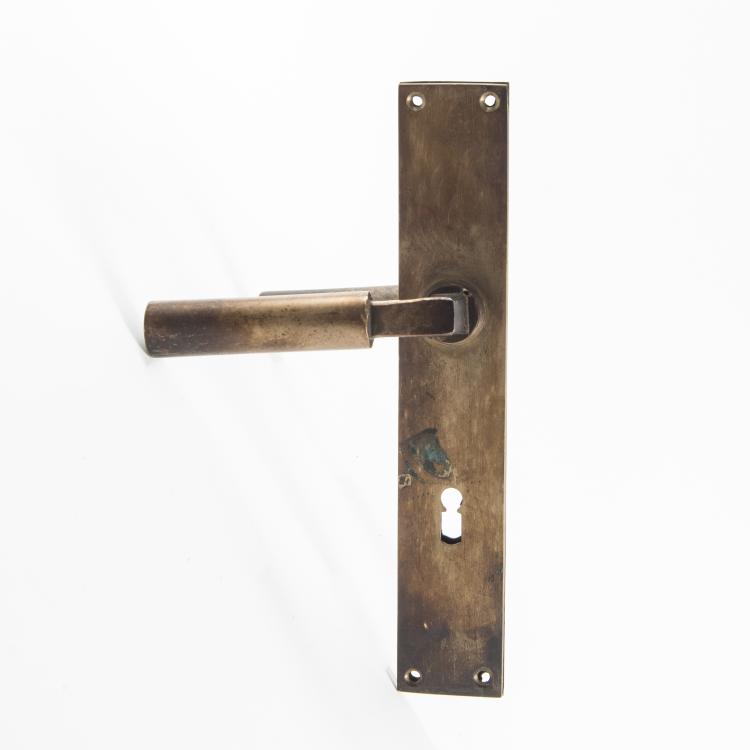 Bild 2 zu Objekt, Four sets of door handles, 1923, Loevy, S. A., Bronzegie&szlig;erei Berlin; Engstfeld, Wilhelm, Heiligenhaus, 146C 485