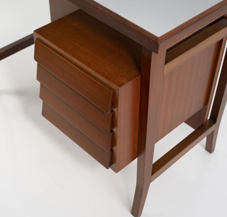 Bild 5 zu Objekt, Small desk, c. 1954, Schirolli, Matua, 145B 290