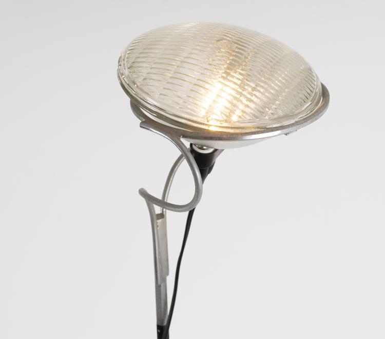 Bild 3 zu Objekt, Floor lamp 'Toio', Flos, Mailand, 145B 379