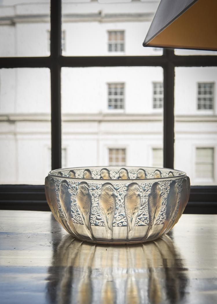 Bild 1 zu Objekt, 'Perruches' bowl, 1931, Lalique, Ren&eacute;, Wingen-sur-Moder, 144C 3