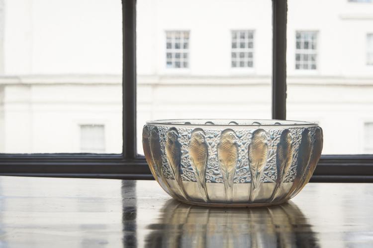 Bild 3 zu Objekt, 'Perruches' bowl, 1931, Lalique, Ren&eacute;, Wingen-sur-Moder, 144C 3