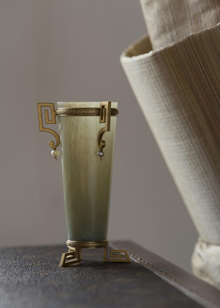 Hauptbild zu Objekt, Kleine neoklassizistische Vase, vor 1899, Faberg&eacute;, St. Petersburg, 144C 72