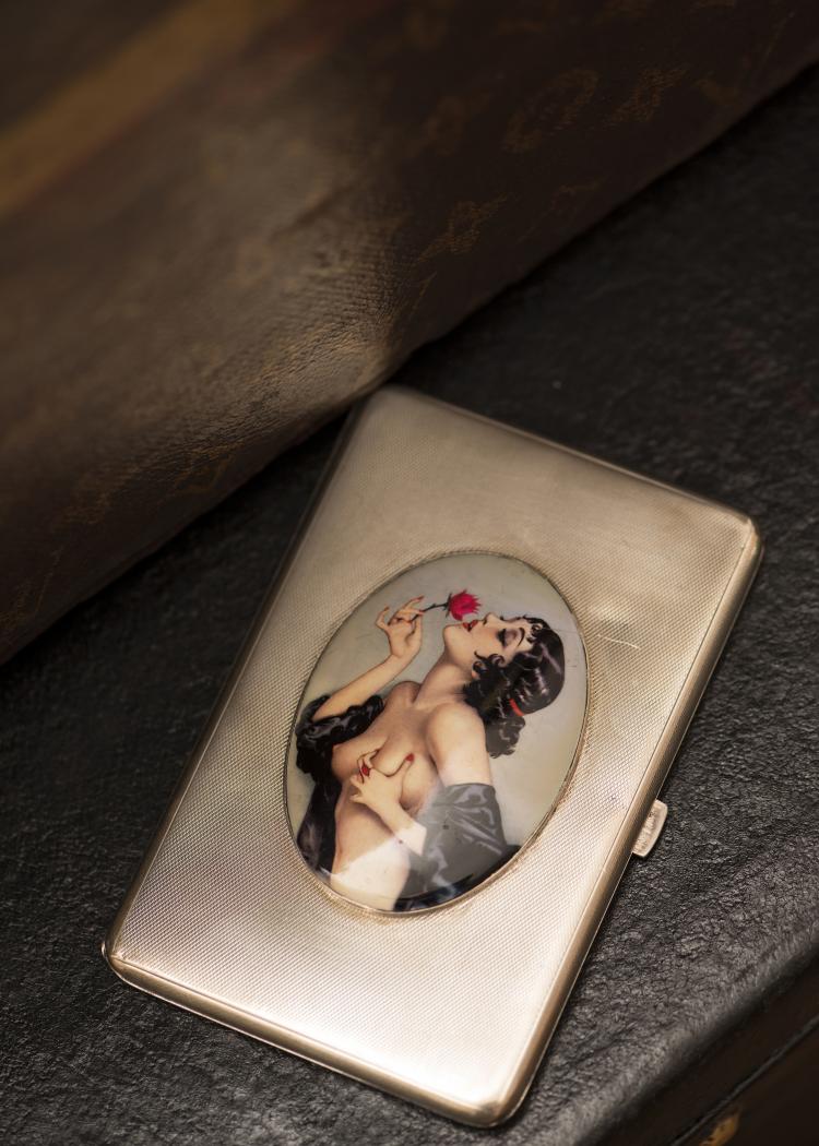 Bild 1 zu Objekt, Erotisches Zigarettenetui, 1929, Mordan & Co., Sampson, London, 144C 92