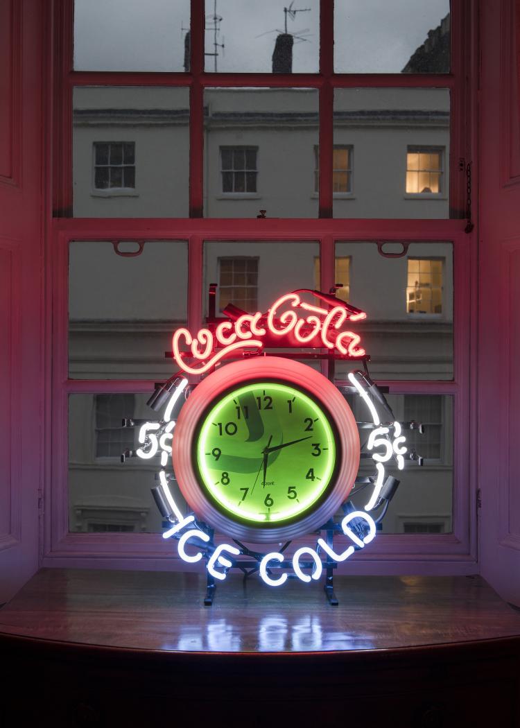 Hauptbild zu Objekt, Advertising clock with neon writing, around 1990, 4front f&uuml;r Coca Cola, England, 144C 101
