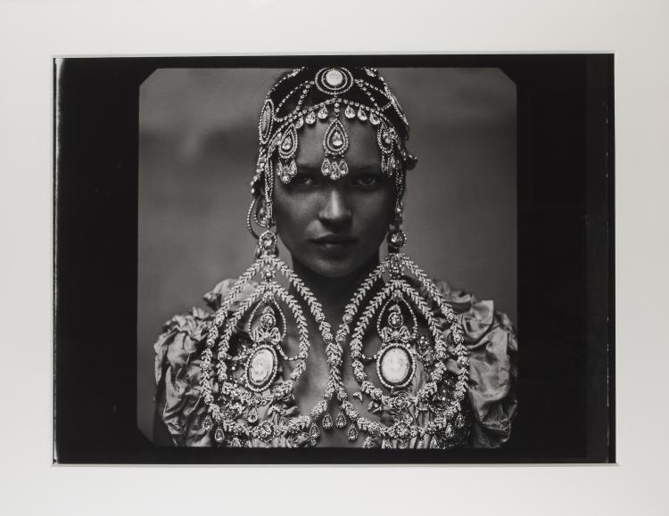Hauptbild zu Objekt, 'Kate Moss' for 'American Vogue', 1999 (2010 Print), 144C 54