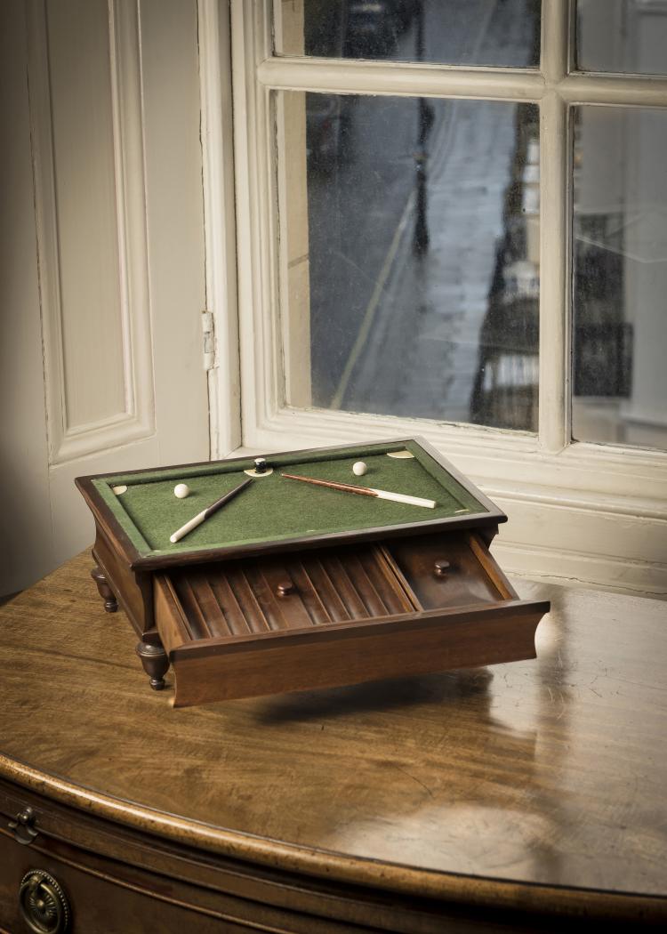 Bild 2 zu Objekt, Humidor als Karambolagetisch, 1920er Jahre, England, 144C 87