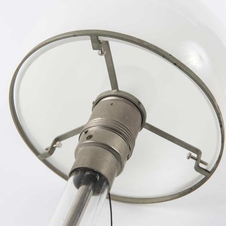 Bild 1 zu Objekt, Tischleuchte, 1924 (um 1980), Tecnolumen, Bremen, 145A 163