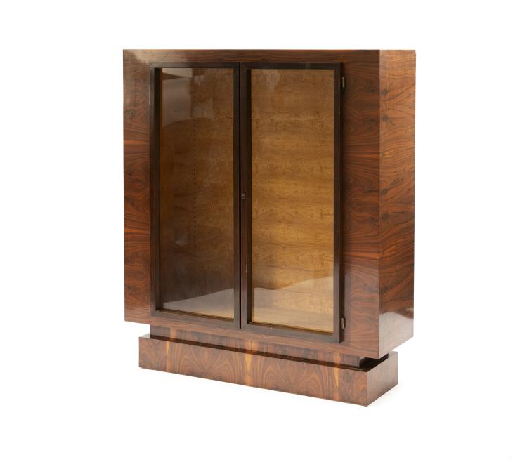 Bild 1 zu Objekt, Glasvitrine, 1933, Deutsche Werkst&auml;tten, Dresden-Hellerau, 144B 534