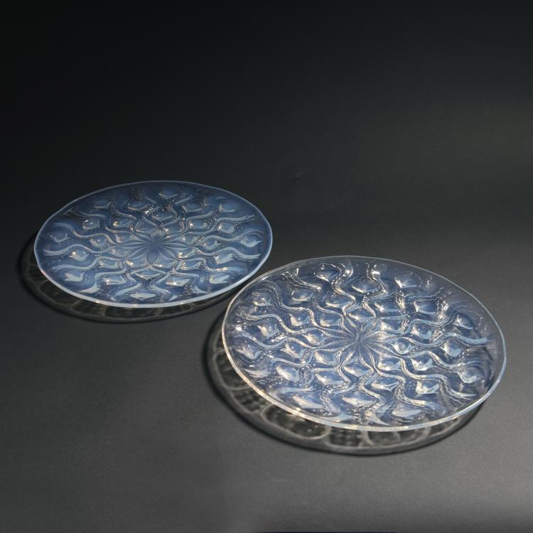 Hauptbild zu Objekt, Zwei Teller 'Bulbes Nr. 2', 1935, Lalique, Ren&eacute;, Wingen-sur-Moder, 144A 58
