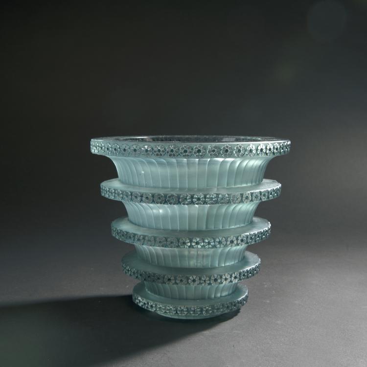 Hauptbild zu Objekt, Vase 'Chevreuse', 1930, Lalique, Ren&eacute;, Wingen-sur-Moder, 144A 47