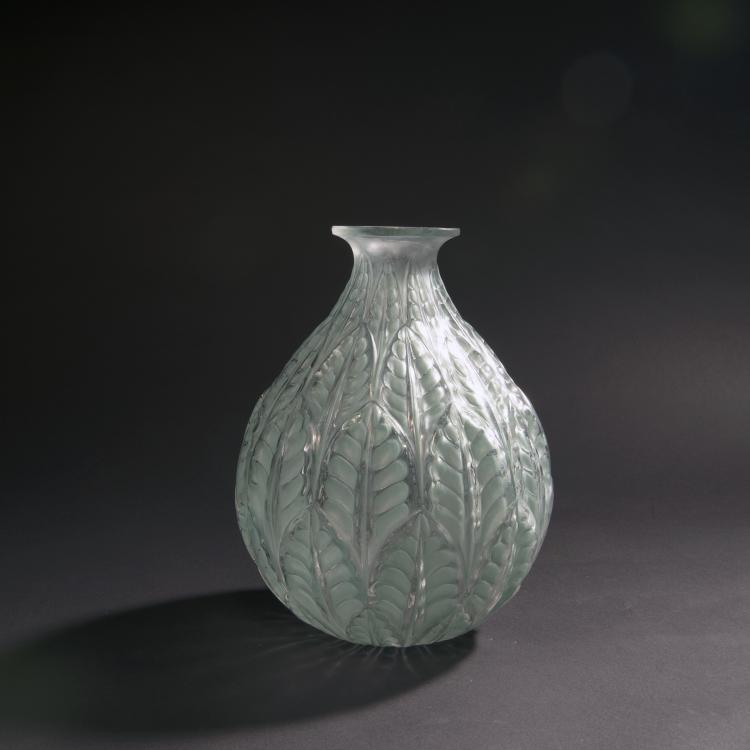 Hauptbild zu Objekt, Vase 'Malesherbes', 1927, Lalique, Ren&eacute;, Wingen-sur-Moder, 144A 34