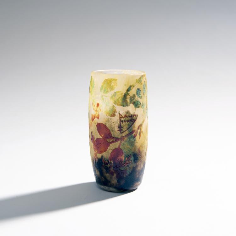 Bild 1 zu Objekt, Vase 'Baies de l'Eglantier', 1910-15, Daum Fr&egrave;res, Nancy, 144B 119