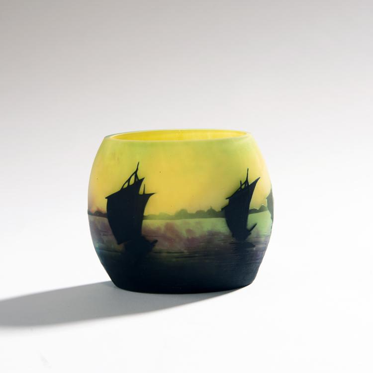 Hauptbild zu Objekt, 'Voiliers, soleil couchant' vase, 1910, Daum Fr&egrave;res, Nancy, 144B 110