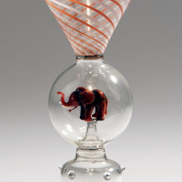 Bild 1 zu Objekt, Liquor glass with elephant, 1920s, Lauscha (wohl), 144B 237