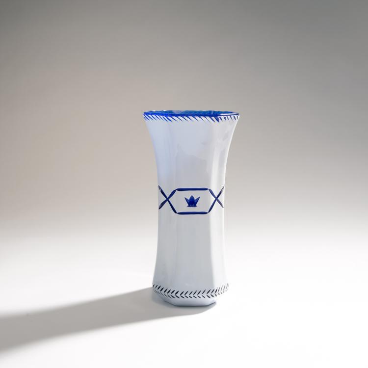 Bild 1 zu Objekt, Vase, c. 1918, Wiener Werkst&auml;tte, 144B 286