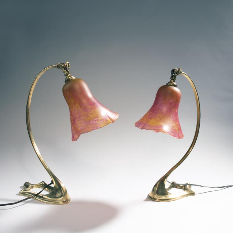 Bild 1 zu Objekt, Paar Tischleuchten 'Verre de Jades', um 1915, Daum Fr&egrave;res, Nancy, 144B 135