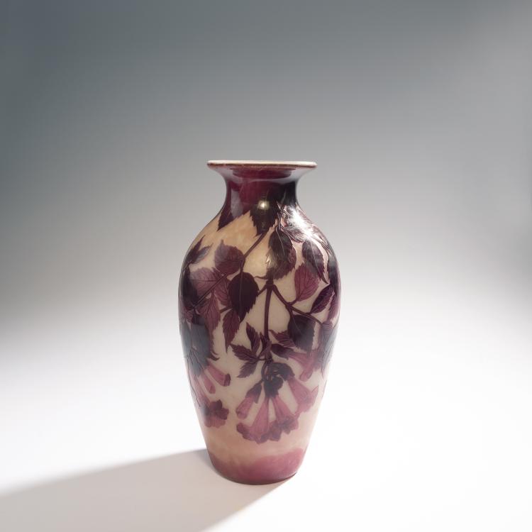 Bild 1 zu Objekt, Vase 'Bignones' bzw. 'Trompettes de Virginie', 1920er Jahre, Delatte, Andr&eacute;, Nancy, 144B 143