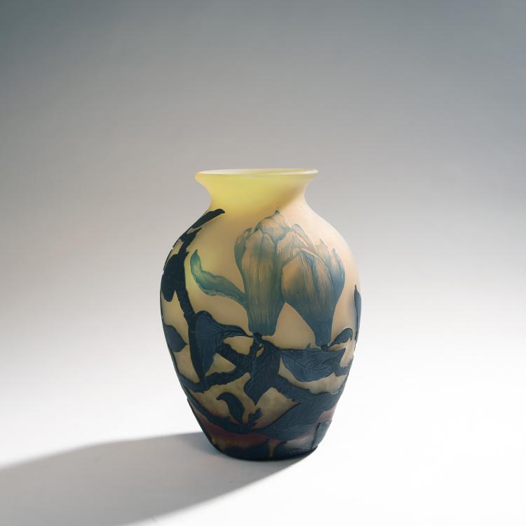 Hauptbild zu Objekt, Vase 'Magnolias', um 1930, Muller Fr&egrave;res, Lun&eacute;ville, 144B 209