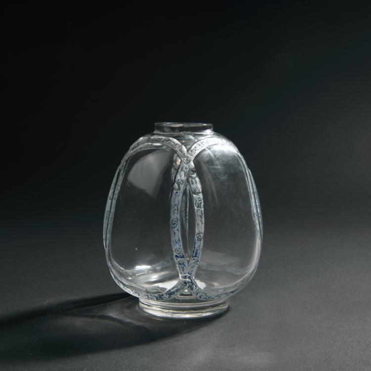 Hauptbild zu Objekt, 'Guirlande de Roses' vase, 1914, Lalique, Ren&eacute;, Wingen-sur-Moder, 144A 6