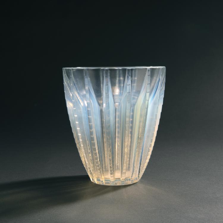 Bild 1 zu Objekt, Vase 'Chamonix', 1933, Lalique, Ren&eacute;, Wingen-sur-Moder, 144A 55