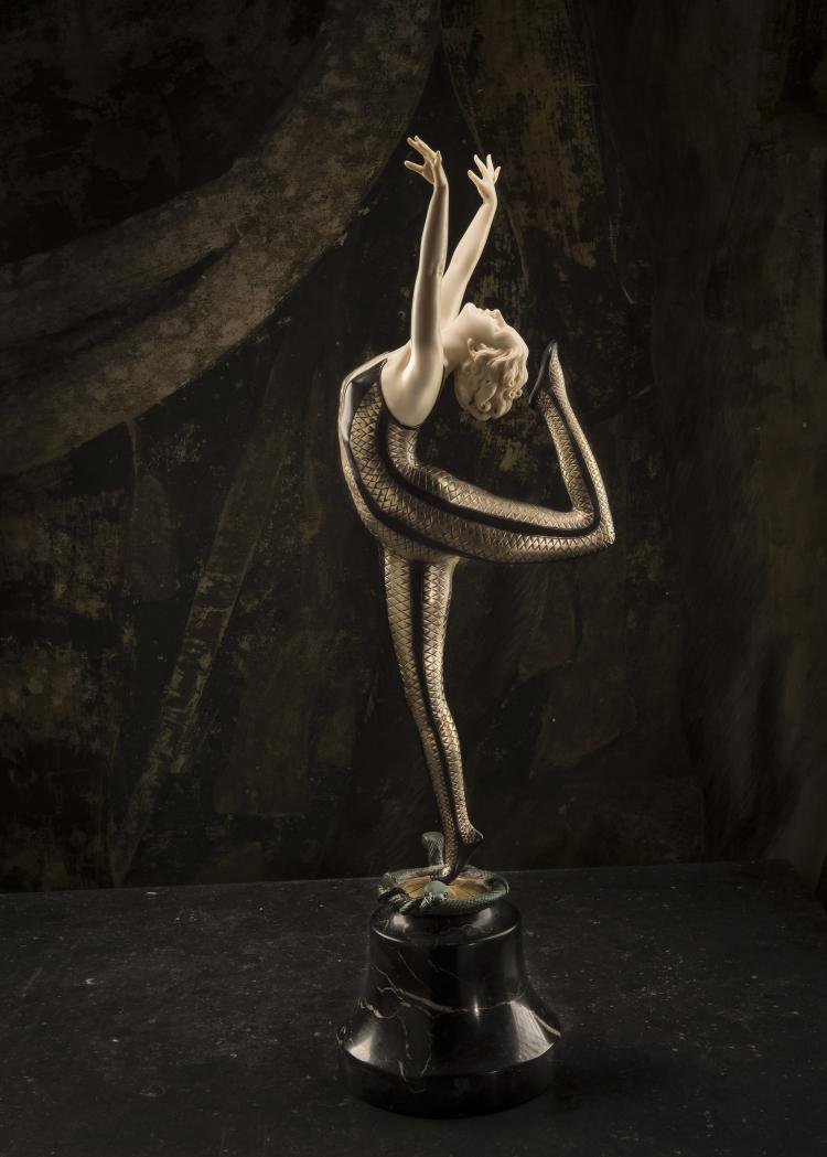 Bild 6 zu Objekt, Snake dancer, past 1924, 144B 341