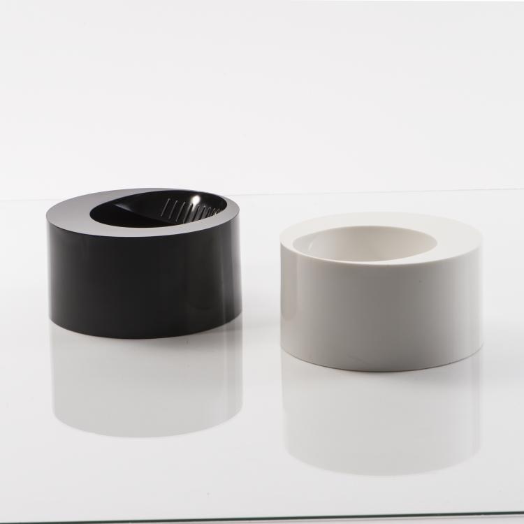 Hauptbild zu Objekt, Two 'Borneo' ashtrays, 1967, Danese, Mailand, 146A 38